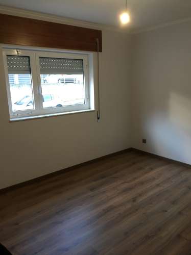 Apartamento T3 com garagem em Valbom