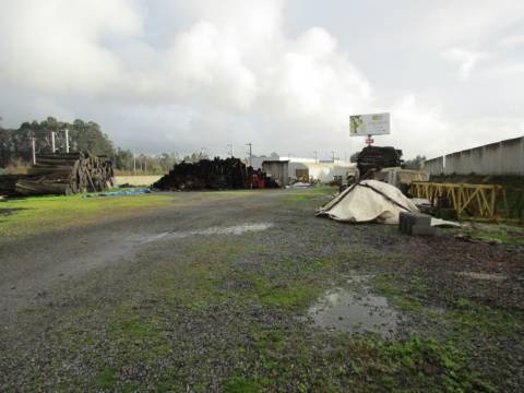 Terreno para serviços