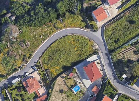 Terreno em Tabuadelo, Guimarães