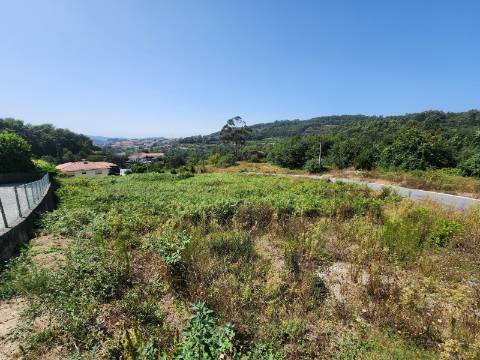 Terreno em Tabuadelo, Guimarães