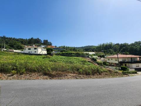 Terreno em Tabuadelo, Guimarães