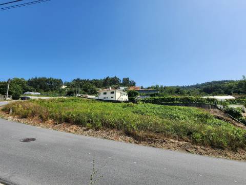 Terreno em Tabuadelo, Guimarães