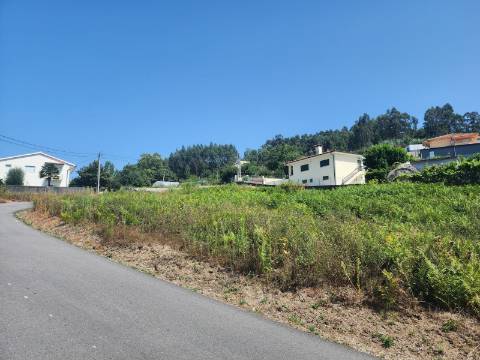Terreno em Tabuadelo, Guimarães