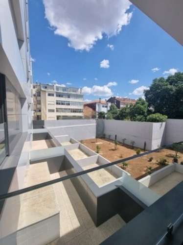 Apartamento T3 com Terraço