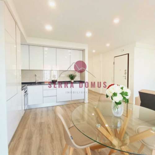 Apartamento T3 totalmente remodelado em Benfica