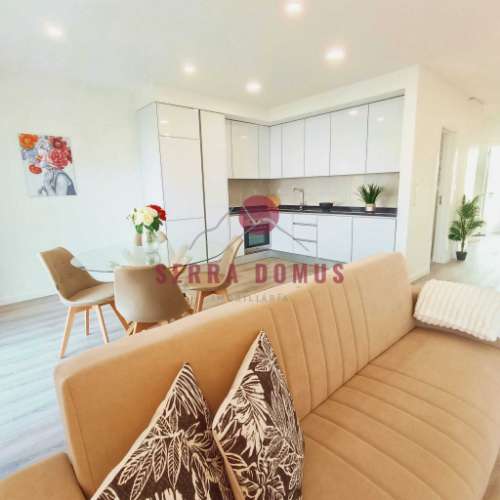 Apartamento T3 totalmente remodelado em Benfica