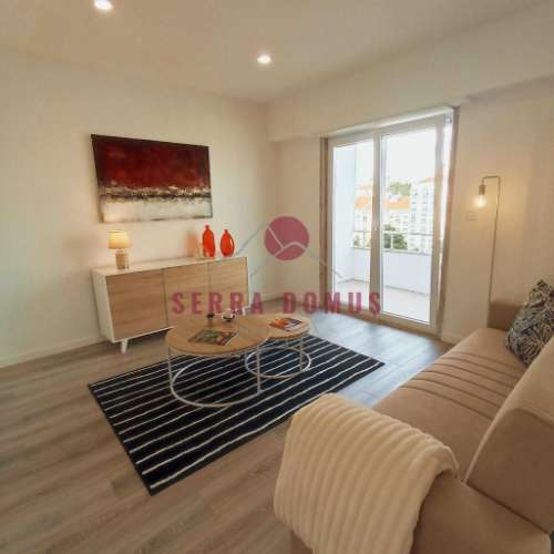 Apartamento T3 totalmente remodelado em Benfica