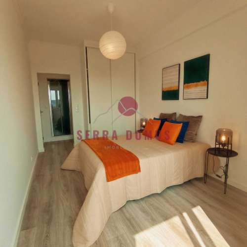 Apartamento T3 totalmente remodelado em Benfica