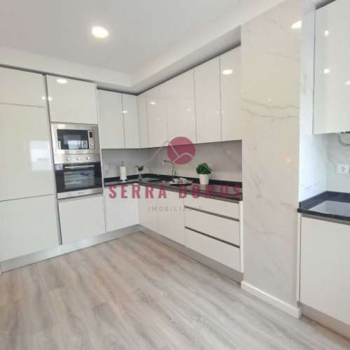 Apartamento T3 totalmente remodelado em São Vicente