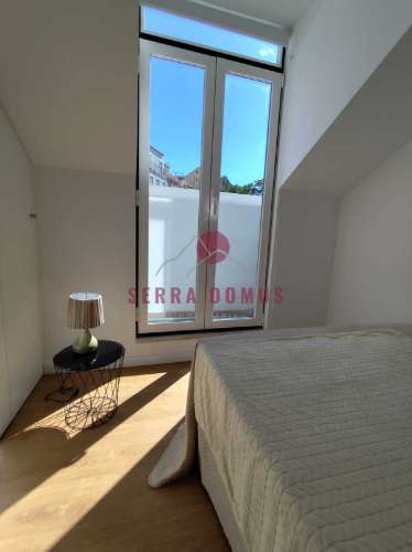 Apartamento T2 totalmente remodelado em São Vicente, Lisboa