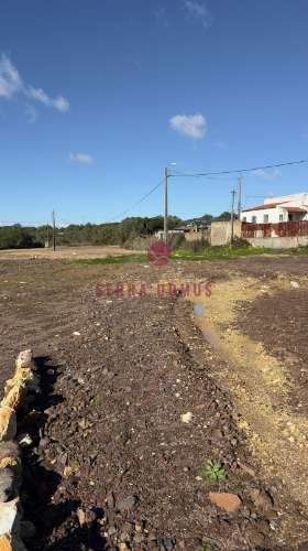 Terreno Rústico (urbanizável)  com 2.539 m² em São João das Lampas