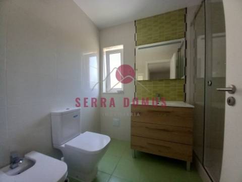 Maravilhoso Apartamento T4 (DUPLEX c/SUITE) em Castanheira do Ribatejo