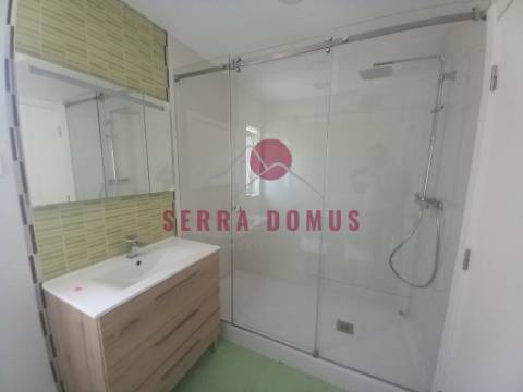 Maravilhoso Apartamento T4 (DUPLEX c/SUITE) em Castanheira do Ribatejo