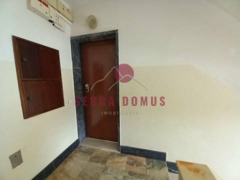 Apartamento T2 Remodelado  com  Vista Mar e terraço  na Ericeira