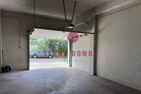 Apartamento T1  junto ao mar - Praia do Magoito com lugar de estacionamento