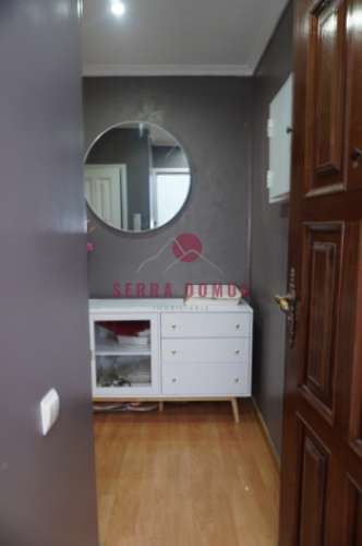 Apartamento T3 com 2 casas de banho em Casais de Mem Martins / Serra das Minas