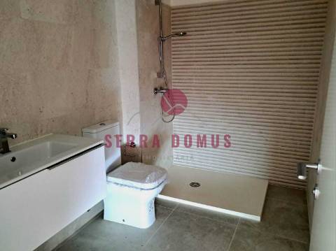 Apartamento T2 + 2 NOVO em  Mem Martins