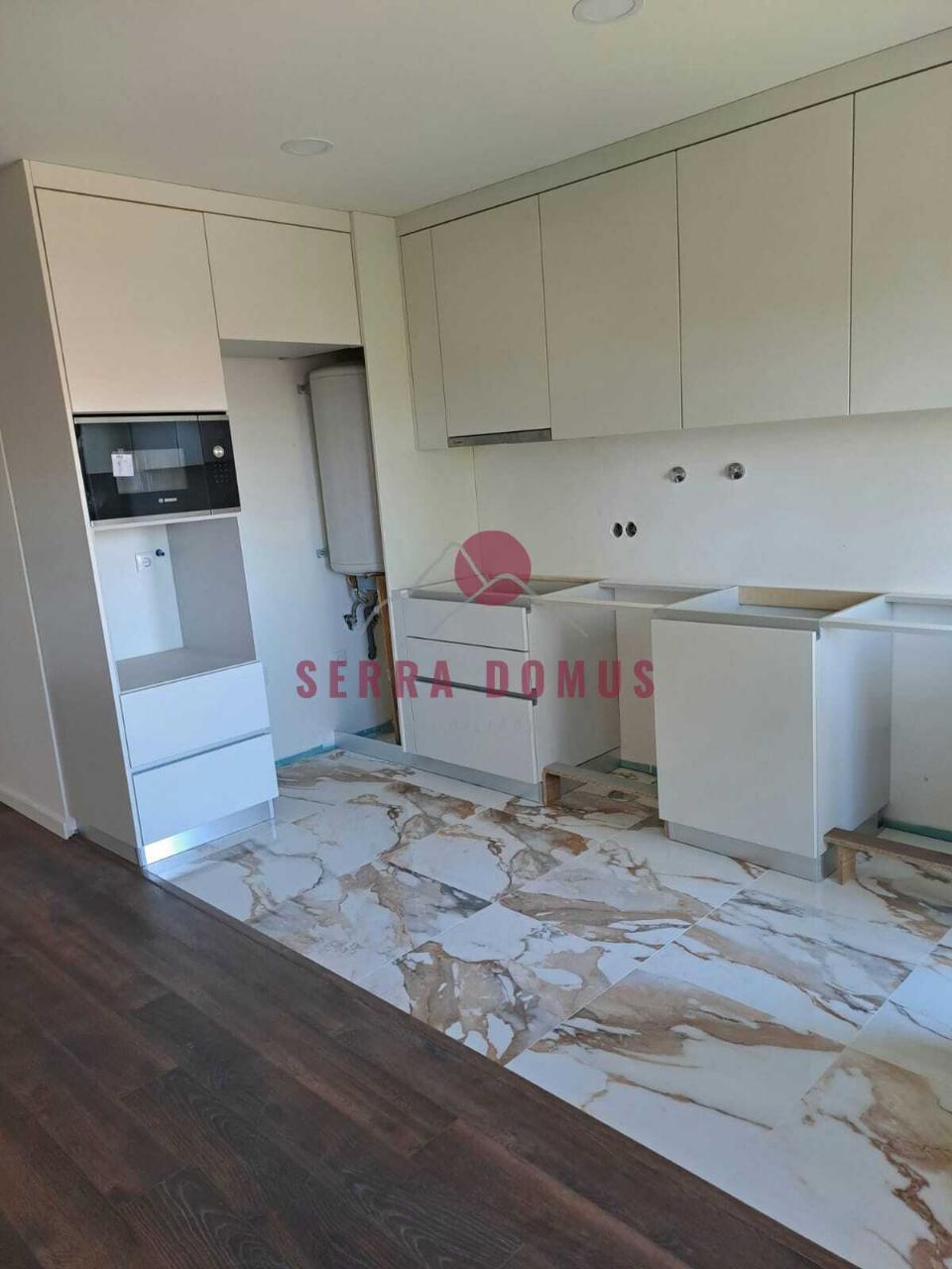 Apartamento T2 NOVO em  Mem Martins