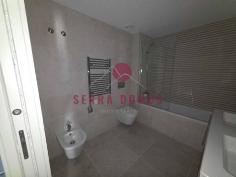 Apartamento T2 NOVO em  Mem Martins