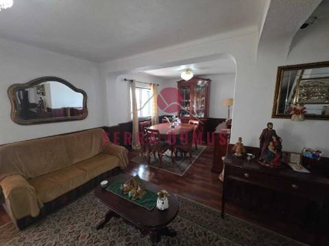 Moradia T 5 a cinco minutos de Torres Vedras