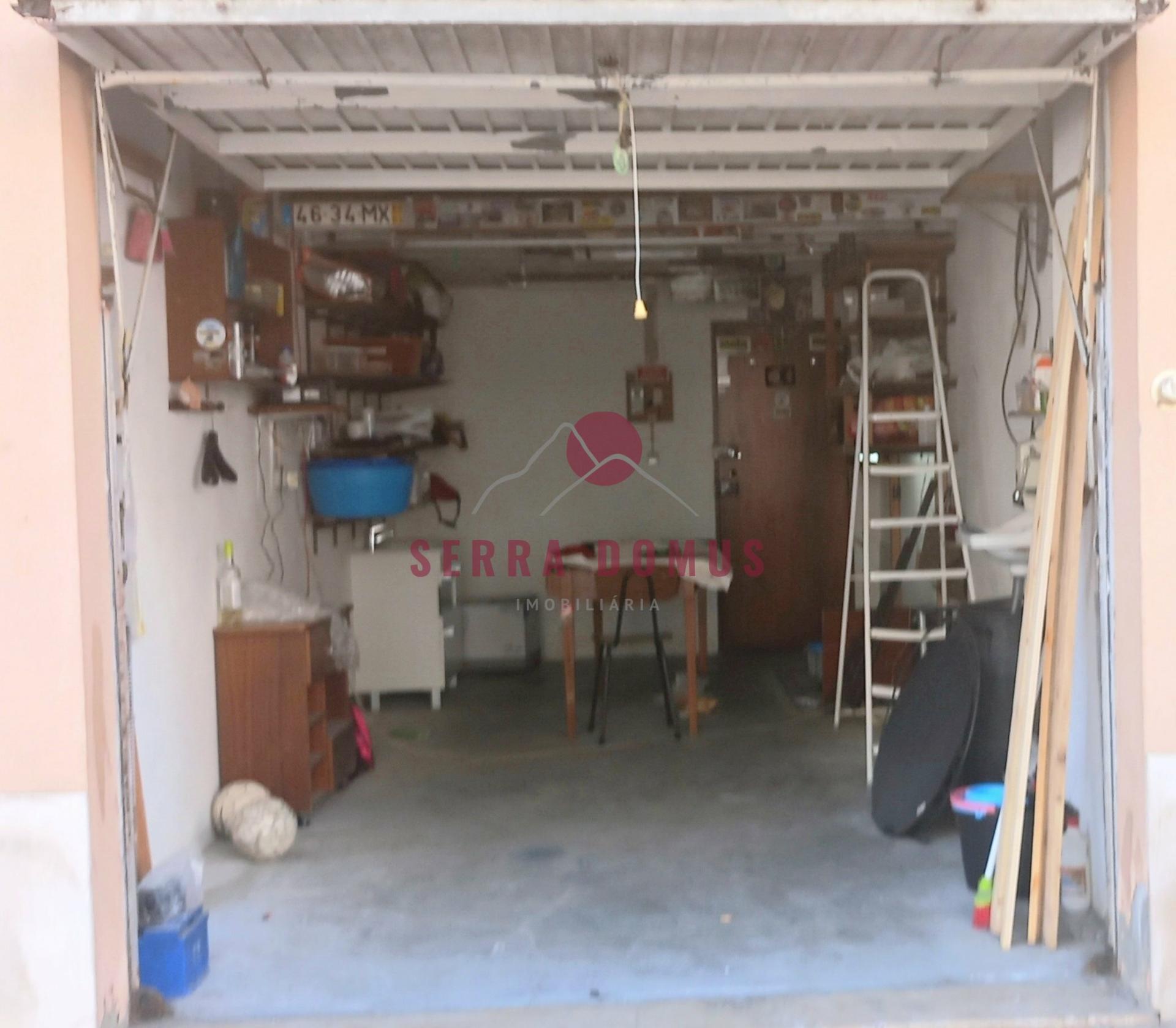 Garagem Exterior Fitares
