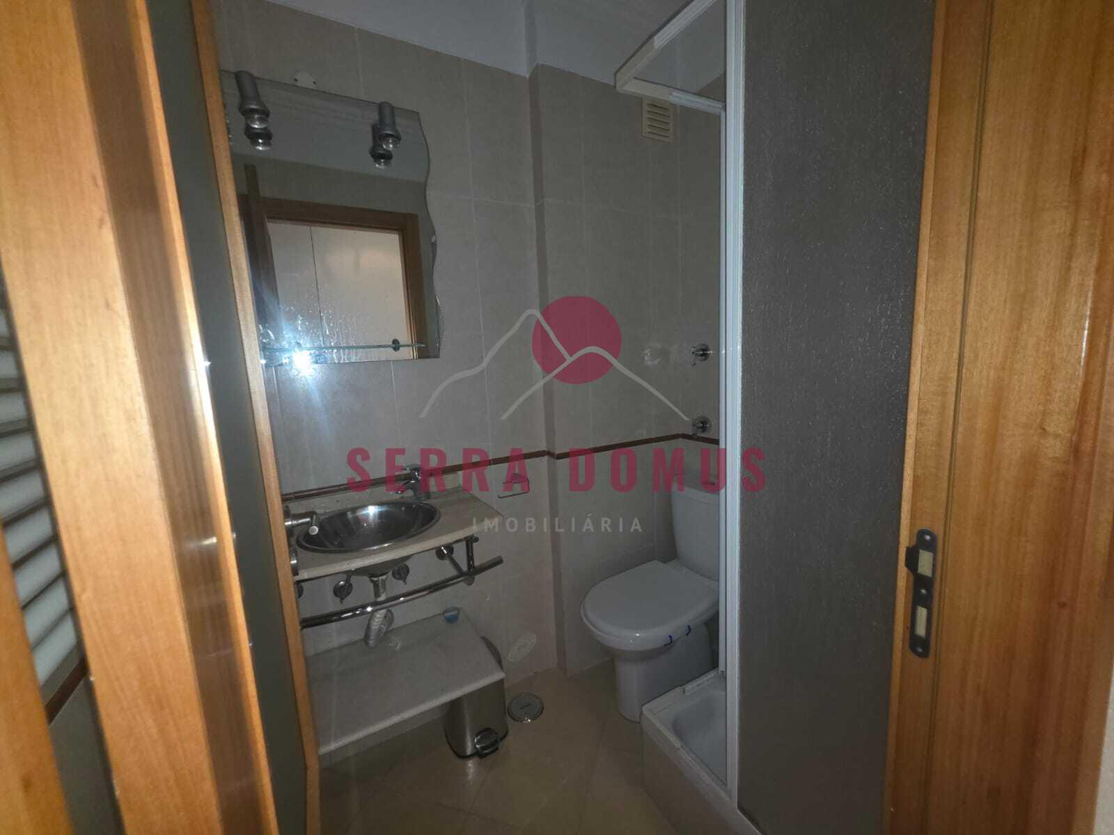 Apartamento DUPLEX T3 + BOX na Urbanização da Cavaleira