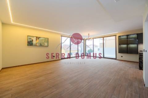 Moradia T3  de Luxo na Amoreira, Cascais