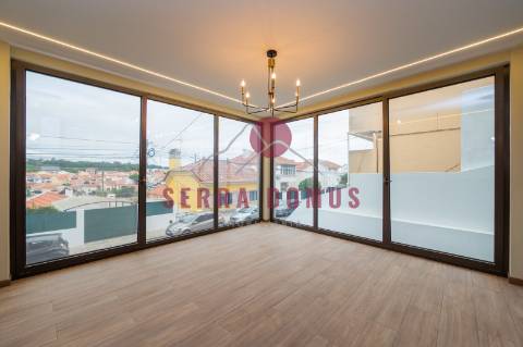 Moradia T3  de Luxo na Amoreira, Cascais