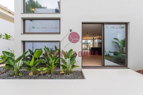 Moradia T3  de Luxo na Amoreira, Cascais