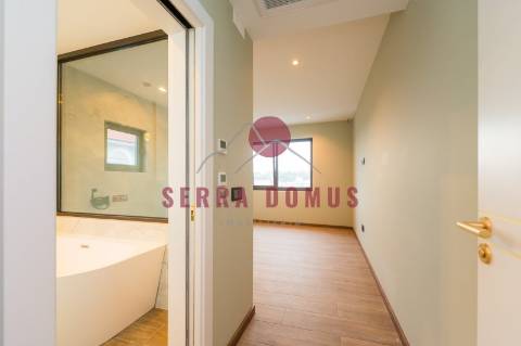 Moradia T3  de Luxo na Amoreira, Cascais