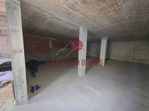 Moradia por concluir em Alvide, Alcabideche