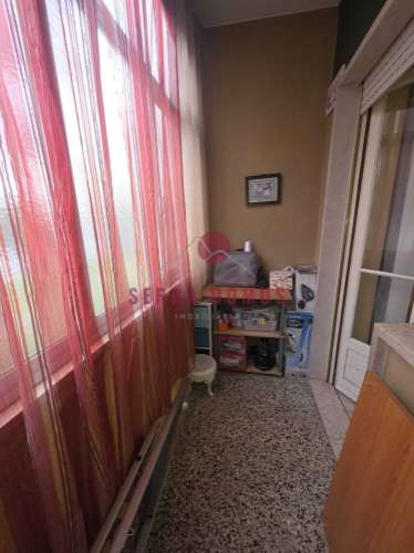 Simpático Apartamento T1, inserido em prédio calmo na Serra das Minas, freguesia de Rio de Mouro.