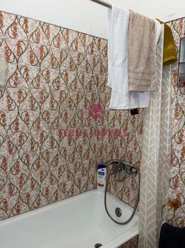 Simpático Apartamento T1, inserido em prédio calmo na Serra das Minas, freguesia de Rio de Mouro.