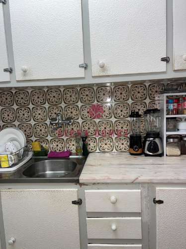 Simpático Apartamento T1, inserido em prédio calmo na Serra das Minas, freguesia de Rio de Mouro.