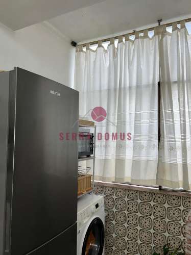 Simpático Apartamento T1, inserido em prédio calmo na Serra das Minas, freguesia de Rio de Mouro.