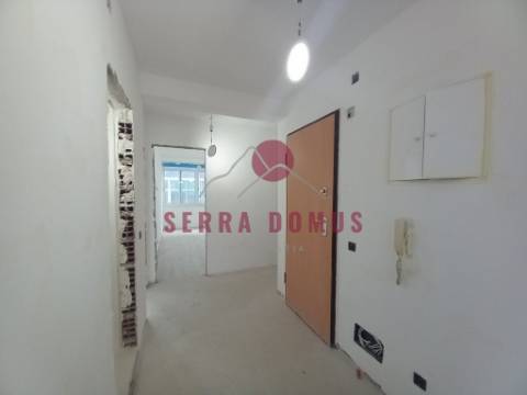 Magnífico Apartamento T4  no Laranjeiro