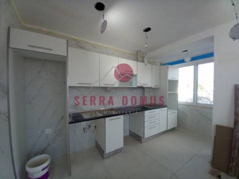 Magnífico Apartamento T4  no Laranjeiro