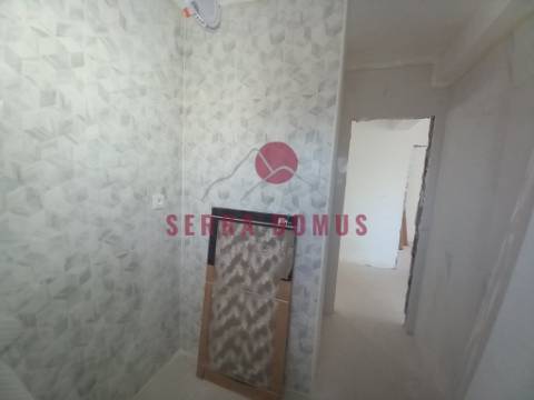 Magnífico Apartamento T4  no Laranjeiro