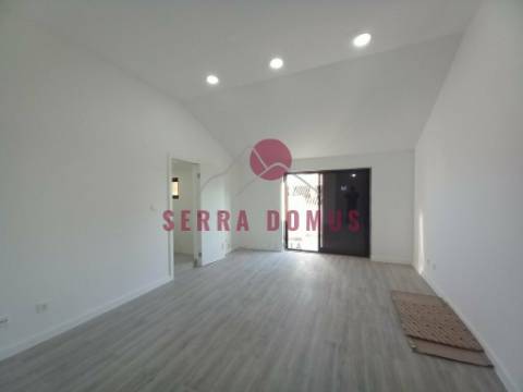 Apartamento  Duplex T3- Costa Caparica