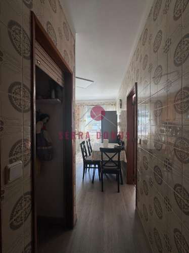 Apartamento T2 no centro de Mem Martins