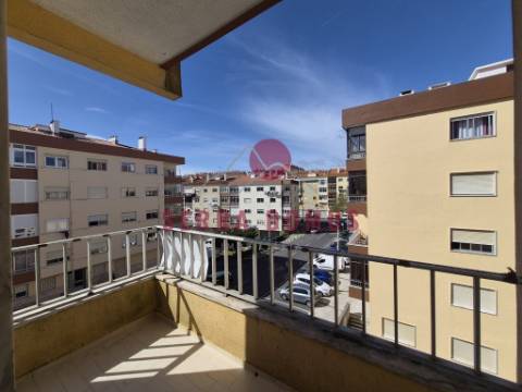 Apatamento T 2 a saida da Serra Das Minas