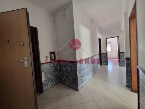 Apatamento T 2 a saida da Serra Das Minas