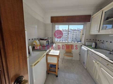 Apartamento T3 (Frente PSP de Rio de Mouro)