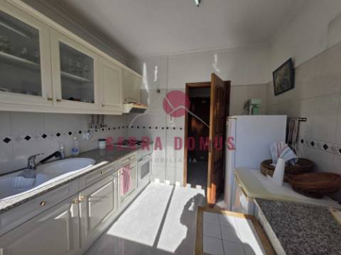 Apartamento T3 (Frente PSP de Rio de Mouro)