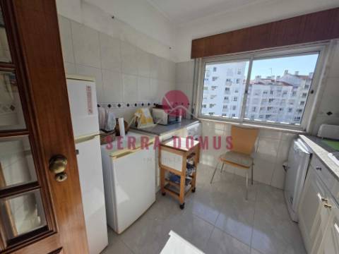 Apartamento T3 (Frente PSP de Rio de Mouro)