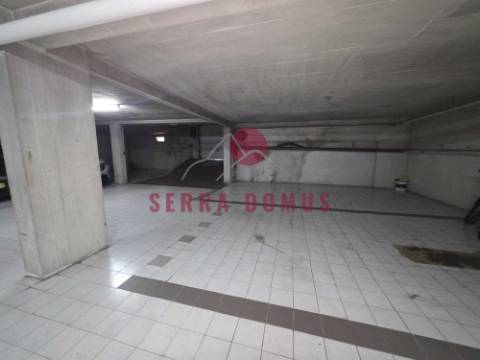 Apartamento T3 (Frente PSP de Rio de Mouro)