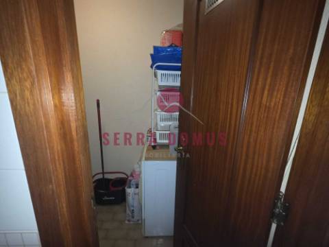 Apartamento T3 com 2 Casas de Banho na Lagoa em Faro