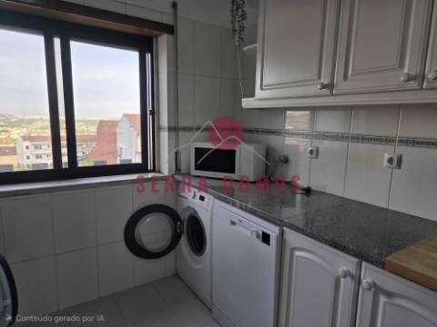 Excelente T2 Duplex com Terraço p/ ARRENDAMENTO em São Brás