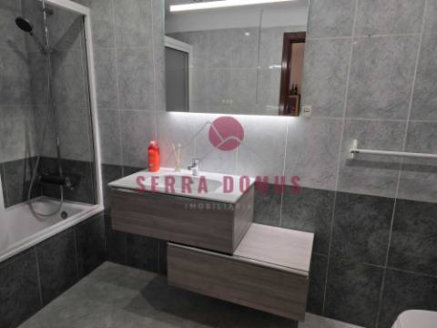 Excelente T2 Duplex com Terraço p/ ARRENDAMENTO em São Brás