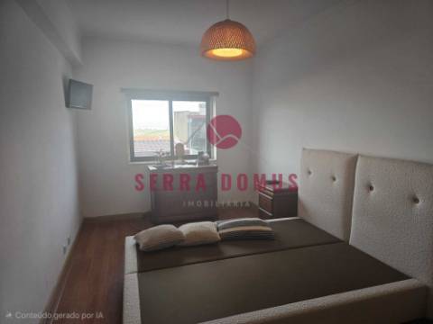 Excelente T2 Duplex com Terraço p/ ARRENDAMENTO em São Brás